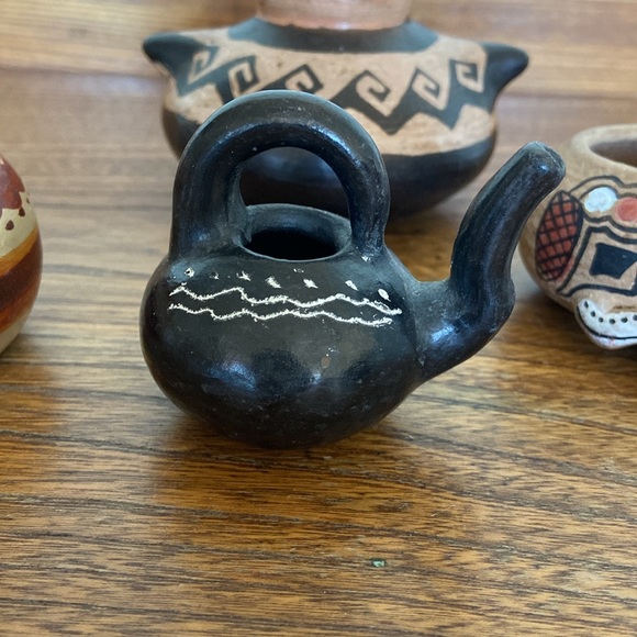 Mini Pottery from Chile - Picture 3 of 6